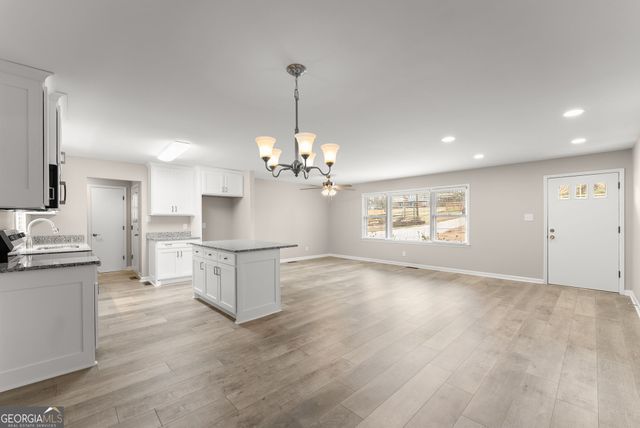 1292 Fernside Drive, Toccoa, GA 30577