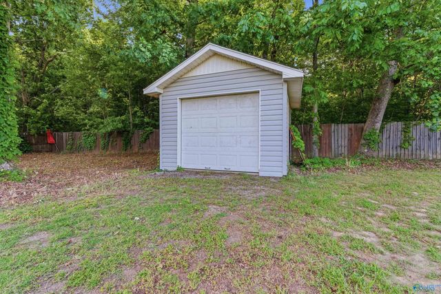 25633 Craft Road, Athens, AL 35613