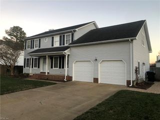 1636 Flammarion DR, Virginia Beach, VA 23454