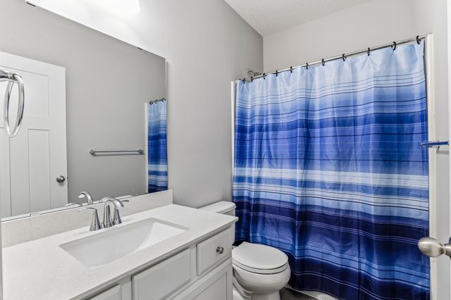 4225 Corn Silk Way, Woodbury, MN 55129