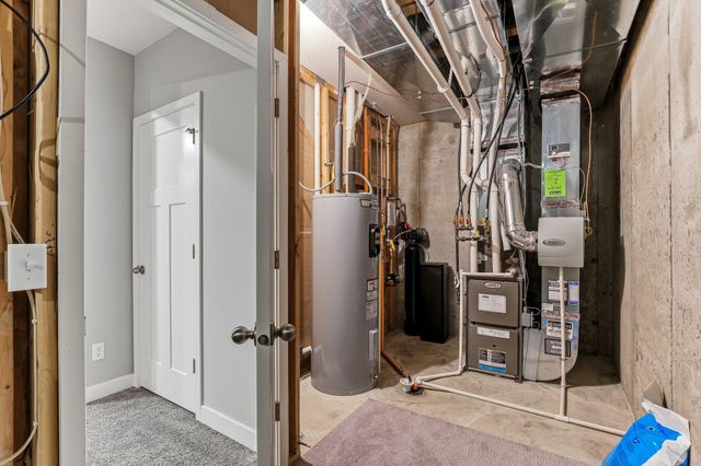 4225 Corn Silk Way, Woodbury, MN 55129