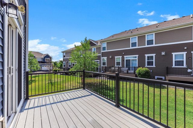 4225 Corn Silk Way, Woodbury, MN 55129