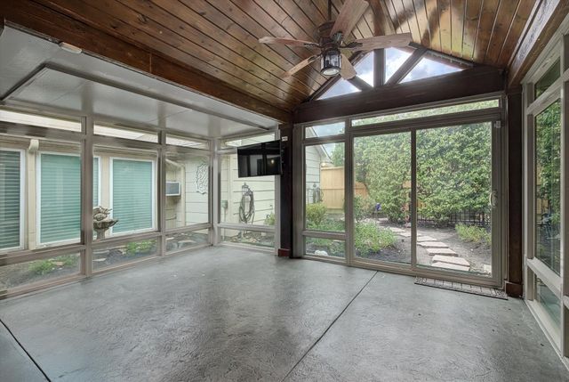 3002 Shadowdale Drive, Houston, TX 77043