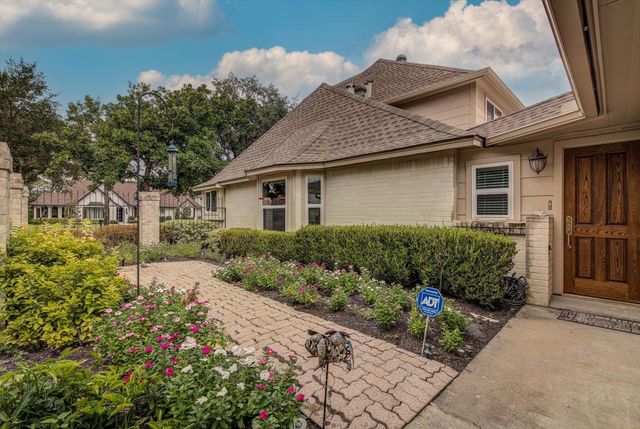 3002 Shadowdale Drive, Houston, TX 77043