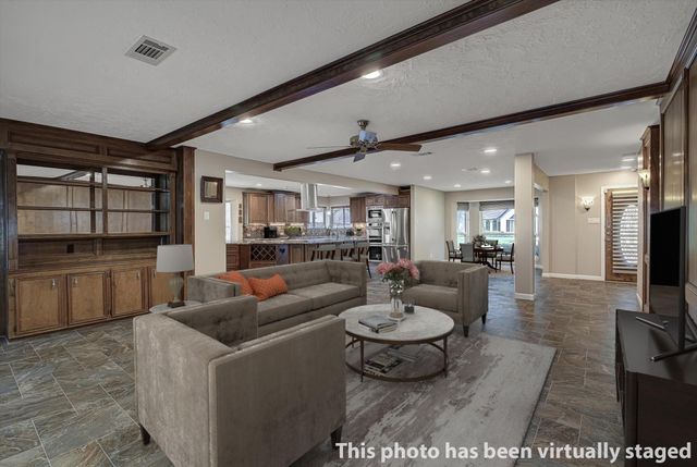 3002 Shadowdale Drive, Houston, TX 77043