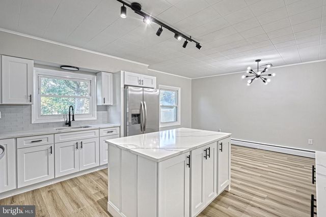 704 GREEN ACRES ST, Mechanicsburg, PA 17055