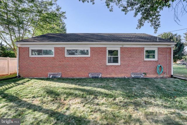 704 GREEN ACRES ST, Mechanicsburg, PA 17055