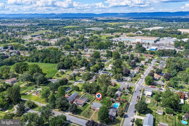 704 GREEN ACRES ST, Mechanicsburg, PA 17055