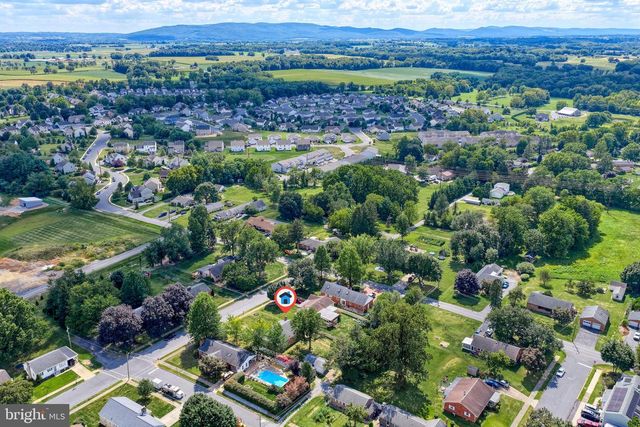 704 GREEN ACRES ST, Mechanicsburg, PA 17055