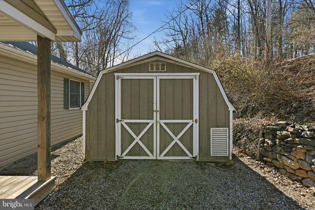 3 RUNNING WATERS WAY, Great Cacapon, WV 25422