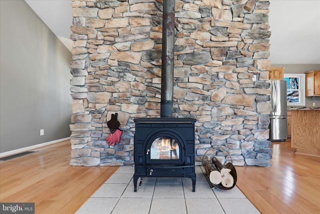 3 RUNNING WATERS WAY, Great Cacapon, WV 25422