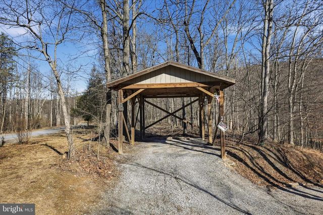 3 RUNNING WATERS WAY, Great Cacapon, WV 25422