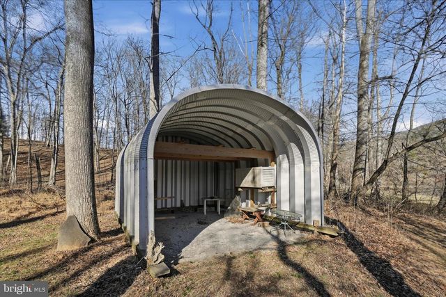 3 RUNNING WATERS WAY, Great Cacapon, WV 25422