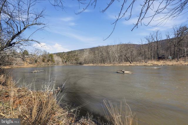 3 RUNNING WATERS WAY, Great Cacapon, WV 25422