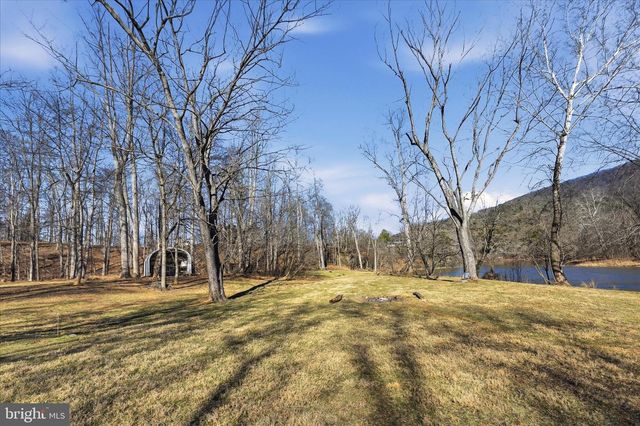 3 RUNNING WATERS WAY, Great Cacapon, WV 25422