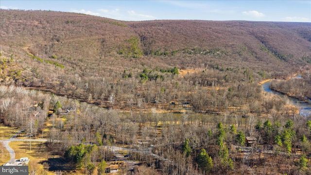 3 RUNNING WATERS WAY, Great Cacapon, WV 25422