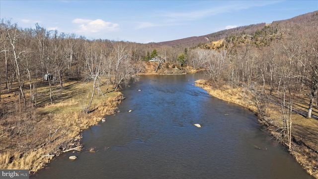 3 RUNNING WATERS WAY, Great Cacapon, WV 25422