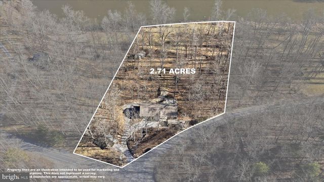 3 RUNNING WATERS WAY, Great Cacapon, WV 25422