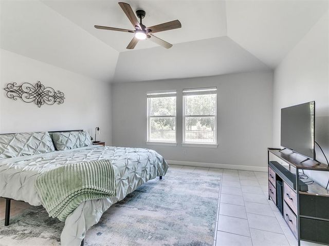 2316 Roca Drive, Edmond, OK 73012