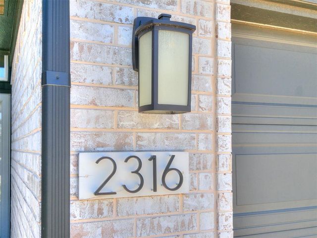 2316 Roca Drive, Edmond, OK 73012