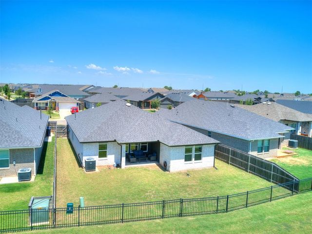 2316 Roca Drive, Edmond, OK 73012