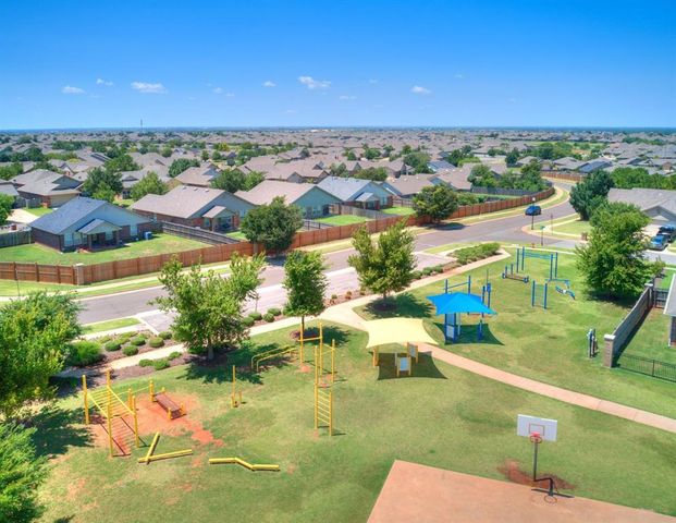 2316 Roca Drive, Edmond, OK 73012