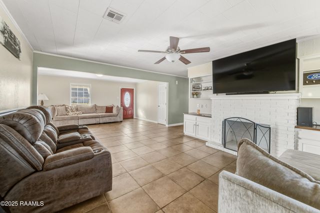 1122 Dugas Road, Lafayette, LA 70507