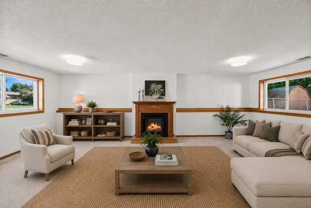 5898 144th Street W, Apple Valley, MN 55124