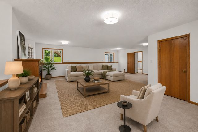 5898 144th Street W, Apple Valley, MN 55124