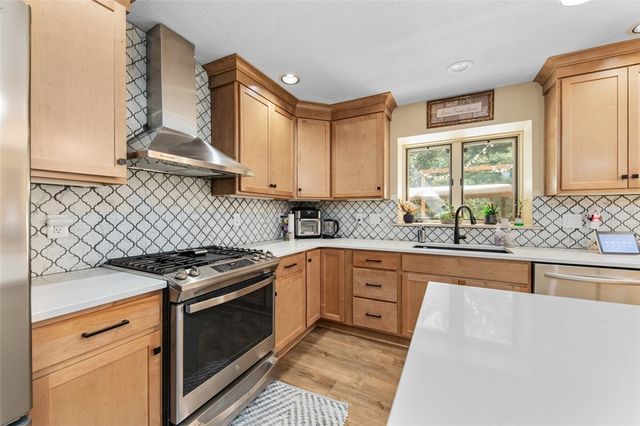 117 Bel Aire Dr, Monroeville, PA 15146