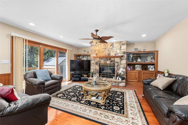 117 Bel Aire Dr, Monroeville, PA 15146