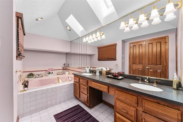 117 Bel Aire Dr, Monroeville, PA 15146
