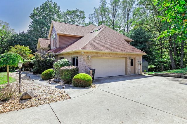 117 Bel Aire Dr, Monroeville, PA 15146