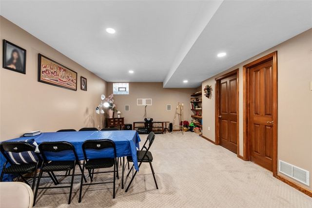 117 Bel Aire Dr, Monroeville, PA 15146