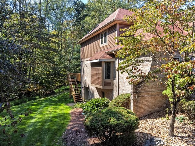 117 Bel Aire Dr, Monroeville, PA 15146