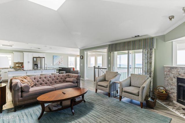 908 Carolina Beach Avenue N Apt 3, Carolina Beach, NC 28428