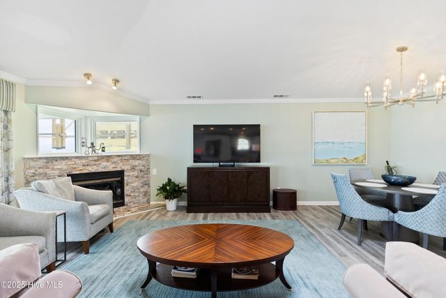 908 Carolina Beach Avenue N Apt 3, Carolina Beach, NC 28428