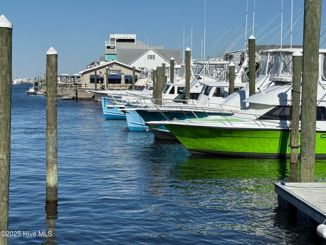 908 Carolina Beach Avenue N Apt 3, Carolina Beach, NC 28428