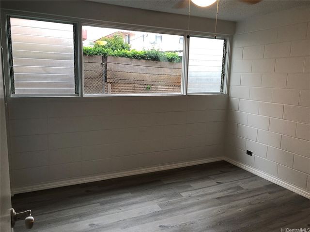 1427 Alexander Street 103, Honolulu, HI 96822