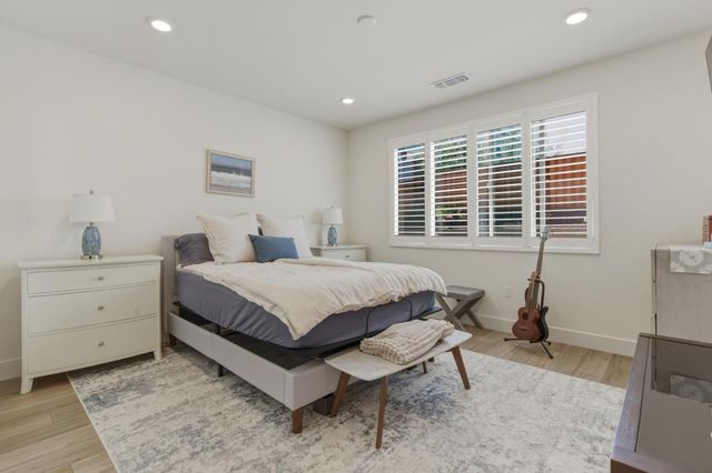 2051 Petunia Drive, Hollister, CA 95023