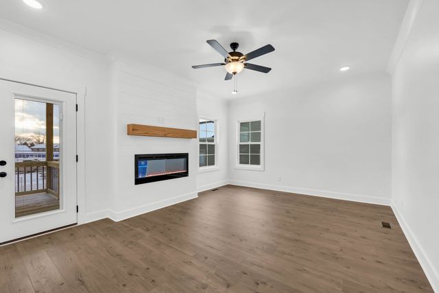 3166 East Old Ashland City Rd, Clarksville, TN 37043