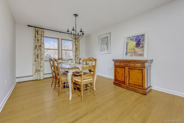 7 E Mayer Drive, Suffern, NY 10901