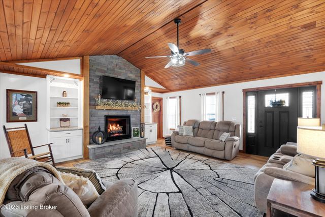 172 Camp Branch Trail, Taylorsville, KY 40071