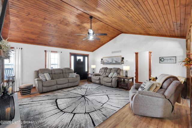 172 Camp Branch Trail, Taylorsville, KY 40071