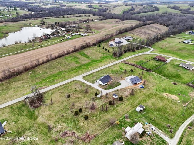 172 Camp Branch Trail, Taylorsville, KY 40071