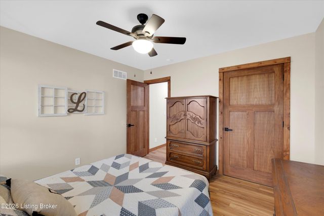 172 Camp Branch Trail, Taylorsville, KY 40071