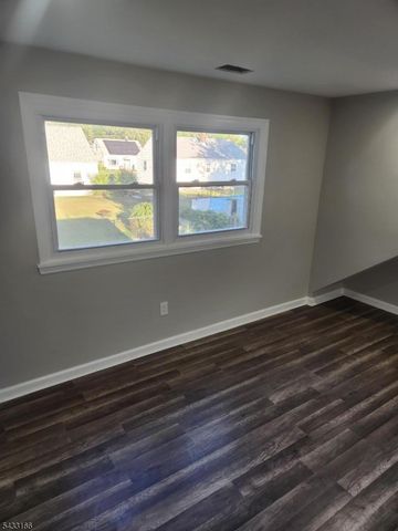 223 Plainfield Ave, Edison Twp., NJ 08817