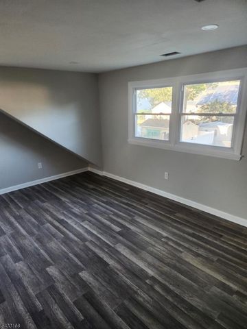 223 Plainfield Ave, Edison Twp., NJ 08817