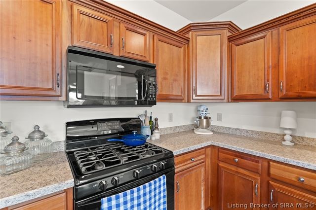 11530 Yorktown Boulevard, Sellersburg, IN 47172