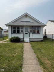 54 S 2nd Avenue, Beech Grove, IN 46107